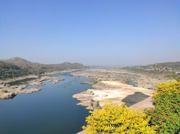 Statue of unity-4
